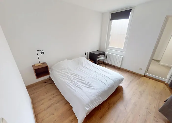 Marechal Joffre - Rdc - Grand F2 * Le Havre